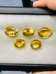 Citrino Natural Corte Ovalado Amarillo Dorado Certificado IGI Calidad AAA Brillo AAA Claridad Muy Alta 1450cts Precio Razonable Suelto - Product Image 3