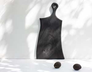 Tabla de Cortar Clásica de Madera Natural, Resistente, con Acabado Duradero, Ecológica y Apta para Lavavajillas - Product Image 1