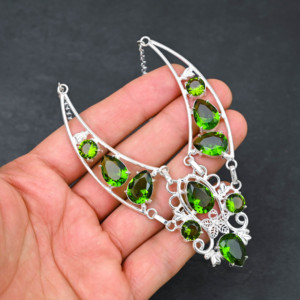 Customized Handmade Elegant 925 Sterling Silver Teardrop Green Peridot Design Necklace Garnet Gemstone Bezel Setting For Women - Product Image 3