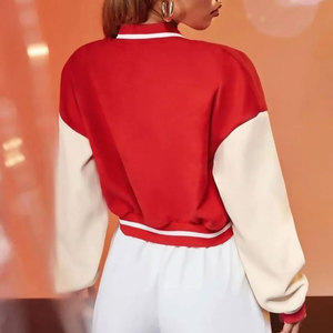 Chaqueta Varsity Corta para Mujer, Nueva Llegada, Logotipo Bordado Personalizado, Ropa Deportiva de Béisbol, Chaqueta Varsity con Letras para Mujer - Product Image 2