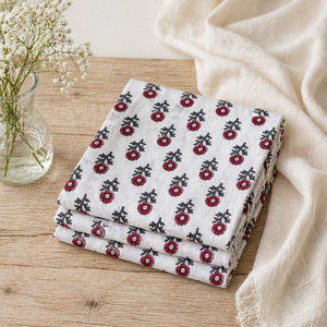 Tela de Algodón Estampada con Diseño Floral Rojo Premium sobre Base Blanca para Ropa Étnica y Prendas de Boutique para Mujer - Product Image 1
