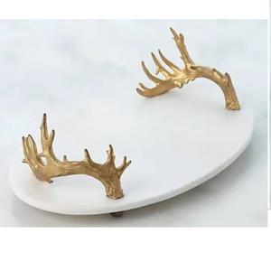 Plateau en métal au design original pour servir des desserts ou des pâtes sur mesure, idéal pour les mariages, les événements et les services de traiteur. - Product Image 6