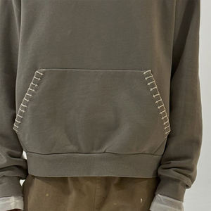 Sweat à capuche unisexe surdimensionné 100 % coton imprimé sur mesure avec broderie contrastante, design vieilli et finitions cousues - Product Image 2
