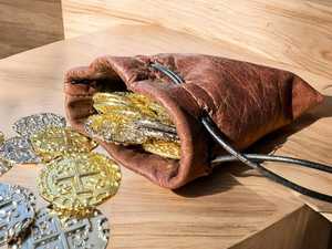 Pochette à monnaie en cuir artisanal de style Viking, portefeuille médiéval en cuir, sac à monnaie en cuir naturel de qualité supérieure, pochette à pièces Viking Renaissance Festival - Product Image 4