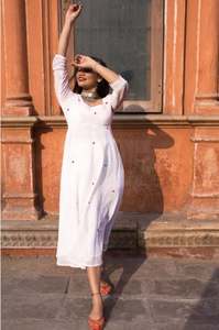 Robe maxi décontractée à col en V sexy pour femmes grandes tailles, robe maxi pour femmes musulmanes, broderie et respirante - Product Image 5