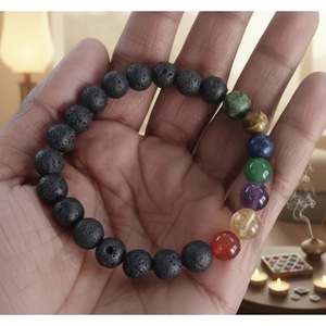Bracelet de guérison en cristal artisanal avec perles de turquoise africaine 7 chakras - Vente en gros - Product Image 1