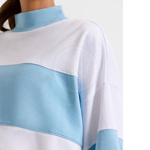 Sudadera para mujer al por mayor con tela de calidad para uso casual y al aire libre, sudaderas con cuello simulado para mujer - Product Image 3