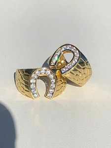 แหวนฮิปฮอปทรงเกือกม้าประดับเพชร 14K ทองคำแท้ ฝังแบบหนามเตย ได้รับการรับรองจาก IGI ดีไซน์เรียบหรูสำหรับผู้ชาย เครื่องประดับแฟชั่นสุดหรู - Product Image 2
