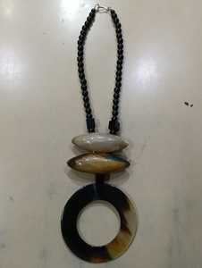 Collier en corne de qualité supérieure d'Inde pour femmes, exportateur de premier plan en gros, dernières créations de chaînes en diamant et perles pour fêtes, motif animal - Product Image 2