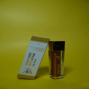 Lápiz Labial Líquido Hidratante con Tono Cremoso Chocolate para Labios Mate Intensos, de Larga Duración, Antiagrietamiento, Suave y Humectante para Todo Tipo de Piel - Product Image 3