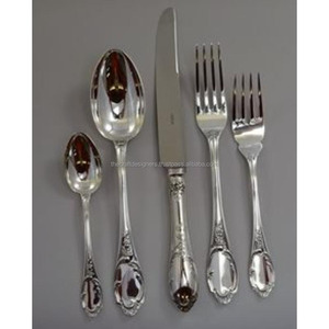 Ensemble de couverts en métal faits à la main classiques pour Table à manger maison cuisine Restaurants hôtels et repas de célébration en famille - Product Image 1