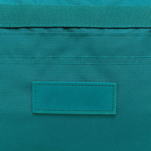 Sac de sport moderne avec un grand espace de rangement, une construction robuste, une poche séparée pour les chaussures, confortable et idéal pour la salle de sport. - Product Image 6