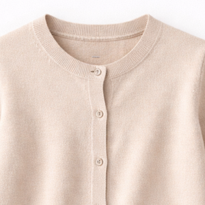 Cardigan classique en acrylique pour femme, respirant, doux, tricoté, boutonné sur le devant, manches longues, uni, décontracté, anti-plis, idéal pour l'hiver - Product Image 6