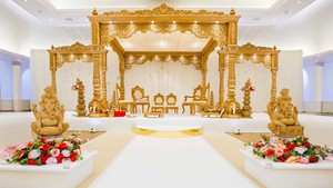 Mandap Maharani para Bodas con Temática de Jardín al Aire Libre, Decoración de Mandap Maharani para Bodas Tradicionales del Sur, Diseñador de Mandaps Redondos para Bodas en Estados Unidos - Product Image 4