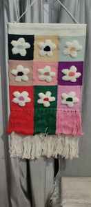 Alfombra de Pared Abstracta Anudada a Mano con Lana a Bajo Precio |   Tapiz de Macramé Tejido a Mano, Decoración Boho Moderna para Colgar en la Pared -24 - Product Image 2