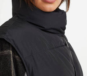 Precios de Fábrica OEM, Chaqueta Acolchada Personalizada para Mujer, Ecológica, con Forro de Nailon, Impermeable, Transpirable, Informal - Product Image 3