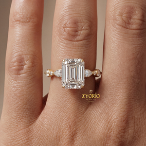 Bague de fiançailles et de mariage en diamant de laboratoire taille émeraude 2,08 CT avec diamant central émeraude et diamants latéraux marquise en argent 925 - Product Image 3