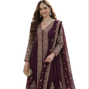 Tissu en Soie Chinon Véritable Premium, Style Col en V, Salwar Kameez en Soie Pakistanaise / 2026 Très Attrayant pour les Grossistes en Mode - Prix Imbattable - Product Image 1