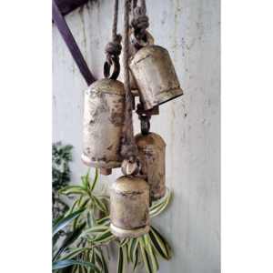 Luxury Decorative Iron <b>Cow</b> <b>Bell</b> with Weather Resistant Finish for Indoor Outdoor and Farmhouse Decoration from Indian Supplier - Product Image 4