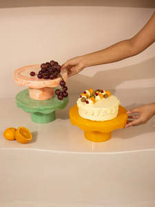 MN EXPORTS Présentoir à Gâteaux en Résine Écologique Fait Main Rond Outils de Pâtisserie Appareil de Cuisine Lavage à la Main Seulement Compatible Congélateur - Product Image 2