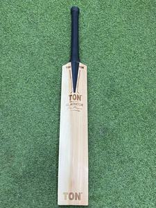 Batte de cricket Ton Gladiator Pro Players en saule anglais à manche court - Product Image 3