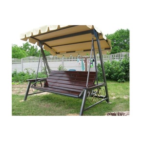 Banc balançoire élégant en fer pour patio, idéal pour l'ameublement de jardin familial, la décoration de balcon et les moments de détente en extérieur - Product Image 1