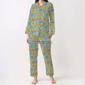 Ensemble en coton indien pour femmes imprimé à la main printemps/été Floral/caractère/lettre/motif/vacances/motif de cocotier - Product Image 4