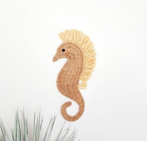 Décoration murale suspendue en rotin tressé en forme de cheval de mer pour chambre d'enfant, en fibres végétales naturelles, motif animal, pour décorer les chambres d'enfants - Product Image 3