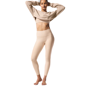 Conjunto de 2 piezas para mujer: Top corto moderno y leggings de cintura alta, de algodón, felpa y nailon spandex, ropa deportiva, venta al por mayor personalizada - Product Image 2