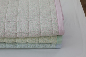 Surmatelas Rafraîchissant Coréen en Modal pour l'Été, Doux et Respirant, avec Tissu Rafraîchissant au Contact, Housse de Matelas Pastel 120x205cm - Product Image 4