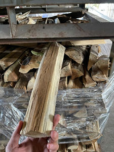 Bûches de bois d'eucalyptus du Vietnam, séchées au four, haute densité, faible humidité, vente en gros pour le chauffage, la cuisine et l'extérieur - Product Image 5