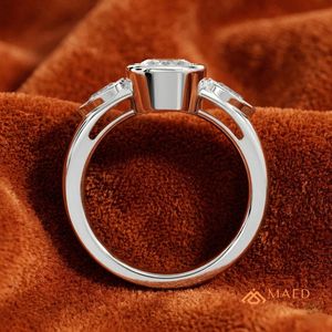 Silver Oval Moissanite <b>Ring</b> Elegant Womens Engagement Jewelry Luxury Fashion Party Style Gift - Product Image 5
