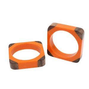 Brazalete de Resina Epoxi Hecho a Mano con Diseño de Olas del Océano, Joyería Artística de Inspiración Costera, Accesorio de Lujo para Mujer - Product Image 5