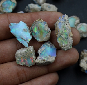 Opale éthiopienne naturelle de qualité AAA, taille libre, brute, adaptée à la découpe et à la fabrication de bijoux, opale sèche, pierre précieuse brute - Product Image 3