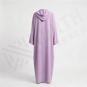 Vente en gros : Robe islamique Abaya personnalisée en mousseline pour femme, modeste, grande taille, Thobe Thawb, col en V perlé, longueur cheville, haute qualité - Product Image 2