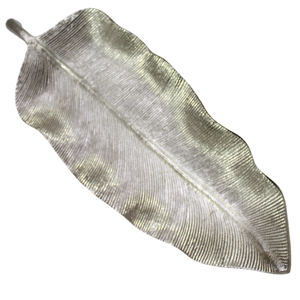 Bandeja de Metal Niquelado Dorado y Plateado Brillante con Forma de Hoja Única para Cocina y Hogar, Plato para Frutas para Bodas y Eventos - Product Image 2