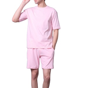 Ensemble T-shirt et short en coton respirant de haute qualité pour homme, personnalisé, tenue décontractée populaire avec ensemble assorti pour l'été - Product Image 1