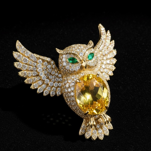 Broche de moda con diseño de búho chapado en oro, alfiler de animal con alas y cristales, decoración para solapa de traje, regalo de aniversario de bodas - Product Image 3