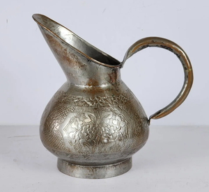 Jarra de latón vintage de alta calidad con acabado pulido para el hogar, restaurantes y hoteles, jarra metálica para agua, jarra curva. - Product Image 3