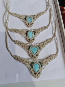 HARI OM CREATIONS Conjunto de Collar de Macramé Hecho a Mano con Piedras Turquesa, Colgante en Capas con Cuentas Doradas Estilo Boho, Certificado IGI para Mujer - Product Image 1