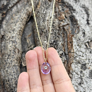 Collier minimaliste en améthyste avec petit accent en zircon cubique, pendentif en forme d'œuf, chaîne en or plaqué 18 carats. - Product Image 5