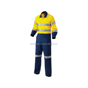 Overol de Seguridad Reflectante Fluorescente Naranja, Resistente al Fuego, Tejido Nomex IIIA TC Twill, Manga Corta, Transpirable - Product Image 1