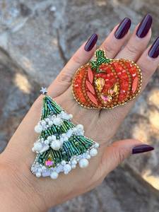 Broche Elegante con Bordado Tradicional y Cuentas, con Acabado Decorativo Premium para Accesorios de Ropa Étnica - Product Image 4
