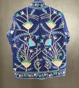 Veste Chapan en velours brodée à la main, doublure en coton, écologique, respirante, artisanat traditionnel ouzbek - Product Image 6