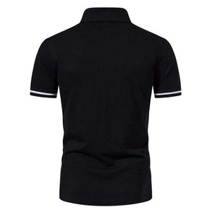เสื้อเชิ้ตแขนสั้นผู้ชาย สีดำ ผ้าถัก 100% คอตตอน มีซิปด้านหน้า โลโก้ แห้งเร็ว สไตล์ลำลอง ดีไซน์เรียบง่าย ทรงปกติ - Product Image 3