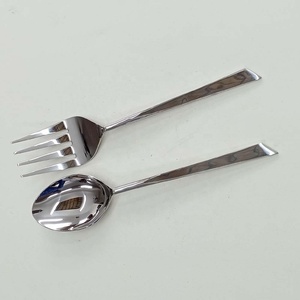 Cuillère argentée en acier inoxydable, ensemble de poignées en métal de couleur différente, fourchette et cuillère personnelles, fourchette à poignée design triangulaire - Product Image 2