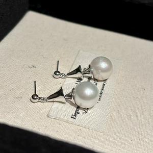Pendientes Largos de Moda Francesa de Alta Gama, Diseño Exquisito de Cuentas Casi Redondas, Versátiles para Mujeres con Estilo Fresco y Juvenil - Product Image 5