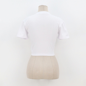 เสื้อยืดครอปพิมพ์ลายและปักลายตามสั่ง ผ้าพรีเมียม คอกลม แขนสั้น ทรงเข้ารูป สไตล์ Y2K สำหรับผู้หญิง - Product Image 4