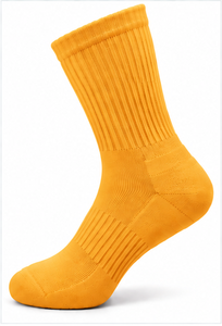 Chaussettes courtes en coton de style japonais mignonnes, broderie de logo personnalisée, chaussettes tricotées de haute qualité, couleur unie, coupe basse pour femmes, vente en gros - Product Image 6