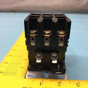 Contactor de 3 Polos TELEMECANIQUE 2200EB330EA, 171759 - Equipo y Piezas de Semiconductores de Confianza de Global Legacy - Product Image 5